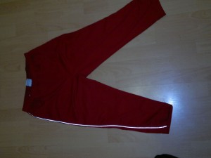 rote crane sporthose