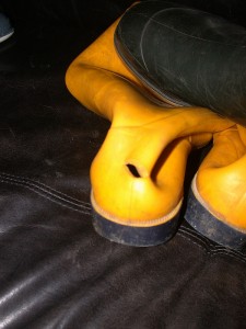 elbit-gelb-kaputt.jpg (244.57 KiB) 8774 mal betrachtet gelbe 80er jahre elbit gummistiefel, fertig und kaputt