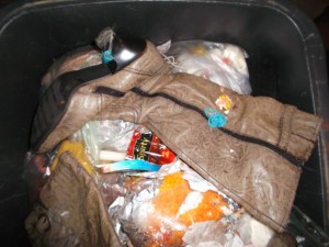 In diesem Zustand echt Wohlstandsmüll. Eine Schande, noch solch schöne Stiefel herzlos in den Küchenmüll zu stopfen!