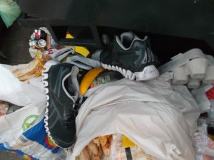 Die Müllmänner und der Hausmeister dürften zwar anderer Meinung sein, aber ich finde, hier liegen sie richtig!