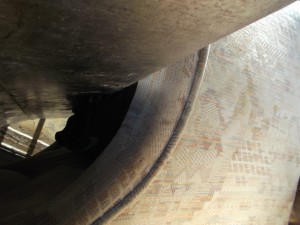 Müll0613 181.jpg (272.68 KiB) 5455 mal betrachtet "Draußen" geht das Leben weiter, doch hier gehts nun für den Sessel und meine Turnis und für die "Fick-mich-Stiefel" definitiv zuende!
