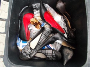 Für diese Schuhe sollte es wohl eine &quot;Last-Minute-Reise&quot; werden?!