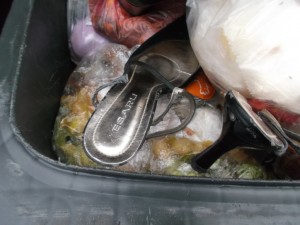 Müll0813 321.jpg (275.24 KiB) 4850 mal betrachtet Aus mit dem Partyleben!