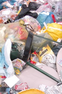 Marina09 016.jpg (223.99 KiB) 11826 mal betrachtet Vermutlich wurden die Stiefel beim anschließenden Grillabend noch getragen.