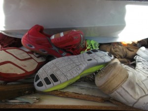 In einer Sekunde würden die armen Sneakers total platt sein!