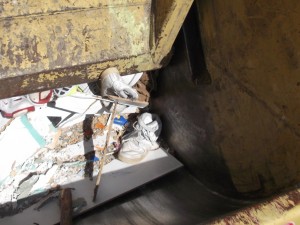Solche großen &quot;Kindersärge&quot; kann man sich gar nicht recht vorstellen in einem Küchenmüllbeutel. Oder doch? Mal gelegentlich ausprobieren!