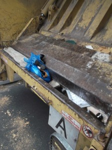 Müll0913 148.jpg (290.93 KiB) 5183 mal betrachtet Man hörte erste Absätze krachen!