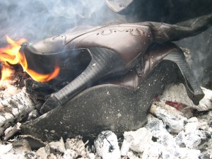 les semelles sont deja bien attaqué, le reste n es que peu de temps !!