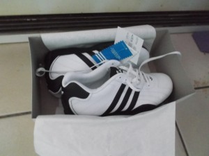 Müll0214 013.jpg (235.48 KiB) 5502 mal betrachtet Sind die nicht schön?! So neu duftend und unbenutzt sind die Neuen bald nicht mehr.