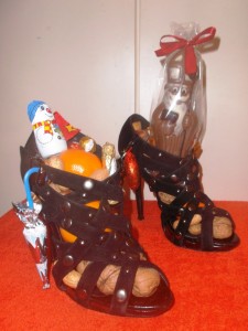 Nikolaus2013 022.jpg (300.64 KiB) 24001 mal betrachtet Martinas gut eingetragene sexy Pumps.