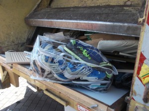 Der berüchtigte letzte Augenblick eines Turnschuh-Lebens.