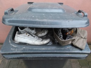 So sollte ich die Mülltonne raus stellen!