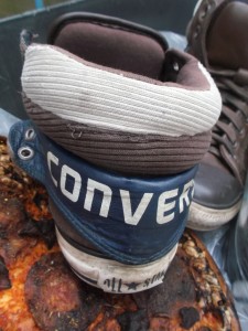 Obwohl sachlich sicher richtig, fällt es einem schwer, diese Tatsache zu akzeptieren: Die angebrannte Pizza und die ausgelatschten Chucks hatten nun den gleich (Müll-)&quot;wert&quot;!