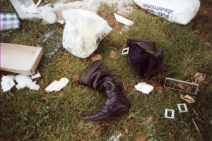 Müll0409 002.jpg (461.59 KiB) 21080 mal betrachtet Diese Müllwerker waren aber besonders streng und selbst diese geilen Stiefel wollten die nicht haben.