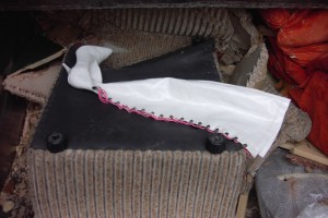 Müll0409 446.jpg (293.86 KiB) 16094 mal betrachtet Dieser Stiefel ist nach dem Pressvorgang technisch k. o.!
