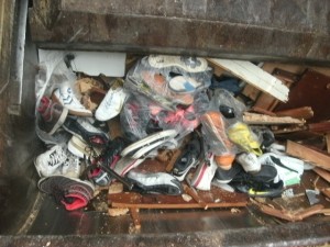 Dutzende Sneakerleichen!