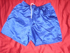 Blaue Sportshorts Gr. 5