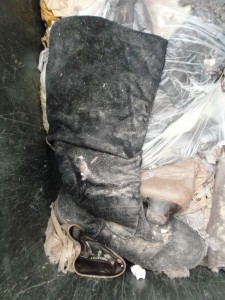 Das waren mal sooo kuschelig flauschige schwarze Wildlederstiefel ...!