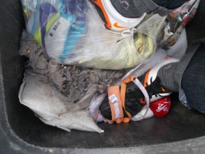Unscher zu erraten, dass Martina den Eisbären mit dem Herzchen von ihrem (mittlerweile) Ex geschenkt bekommen hat.
