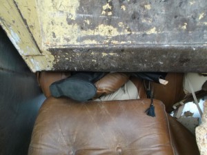 Müll0315 038.jpg (528.42 KiB) 15969 mal betrachtet Auch hier wirds für die armen süßen Stiefel immer "enger".