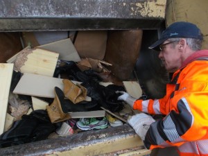 Vom Staunen bis hin zur fachlichen Befriedigung über die Presskraft reichten die Reaktionen der Orangenen Engel.