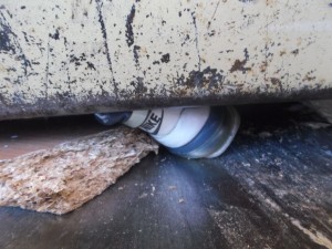 Müll0315 108.jpg (521.73 KiB) 13445 mal betrachtet Im wahrsten Sinne des Wortes: "KILLsneax". Grins! Man erkennt genau die Schleifspur auf dem Stahl der Müllschüttung beim Pressvorgang.