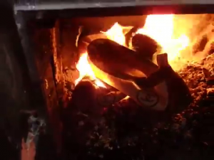 Quelle: Videoschnappschuß Burn2shoes
