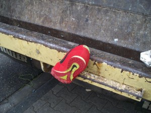 Müll0312 042.jpg (142.18 KiB) 7248 mal betrachtet Es gibt keine Gnade und kein Entrinnen!