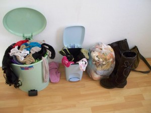 Müll0312 096.jpg (82.86 KiB) 6232 mal betrachtet Eine Art "Müllsammelstelle".