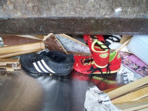 Müll0312 060.jpg (144.47 KiB) 6650 mal betrachtet Prompt "biss" die Presse auch drauf!