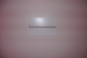 Astrid01 001.jpg (271.12 KiB) 7545 mal betrachtet Beim Rundgang durchs Gebäude guckte ich auch dort hinein.