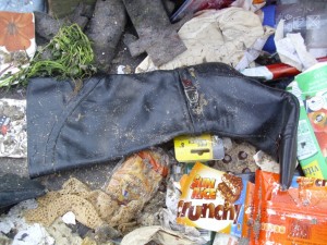 Janine08 032.jpg (451.91 KiB) 29487 mal betrachtet Das waren mal richtig geile Stiefel gewesen!