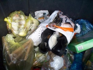 Ein ganz alltägliches Ende für alte Schuhe!