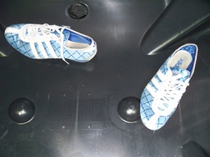 Zum Mitschreiben: Hier lag Hausmüll in einer Restmülltonne!