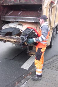 Harir01 097.jpg (261.65 KiB) 9226 mal betrachtet Alle Hände voll zu tun!