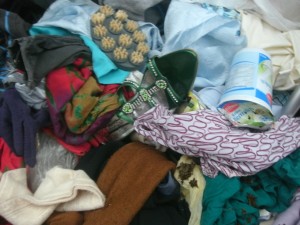 Müll1212 040.jpg (284.28 KiB) 22182 mal betrachtet Dieser "weihnachtliche Glanz" ist gleich nach den Feiertagen vorbei, denn dann wird der Müllcontainer von den Orangenen Engeln bei der Müllabfuhr wieder "abgeschmückt".