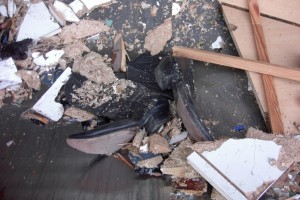 Harir01 079.jpg (282.3 KiB) 9104 mal betrachtet Ein geiles Bild des Jammers und es war offensichtlich, dass die Cowgirlstiefel nun im Sperrmüll "angekommen" waren!