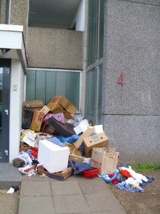 Janine06 167.jpg (390.53 KiB) 21937 mal betrachtet Ein kurzer aber geiler Blick aus dem Autofenster, schlug mich sofort in den Bann!