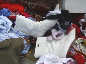 Janine06 173.jpg (364.09 KiB) 21087 mal betrachtet Einfach lieblos hingeschmissen.