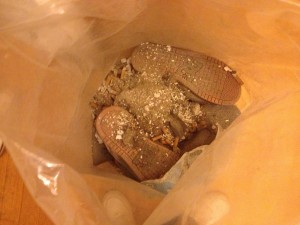 so sieht es nun mal aus in einem müllsack.