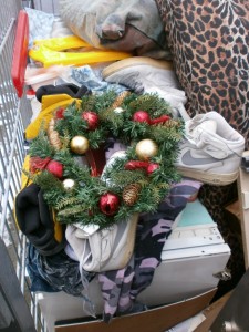 Ein Witz: Sogar mit "Trauerkranz"?!