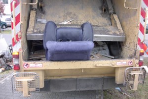 Maria02 049.jpg (291.83 KiB) 8101 mal betrachtet Es wurde ernst!